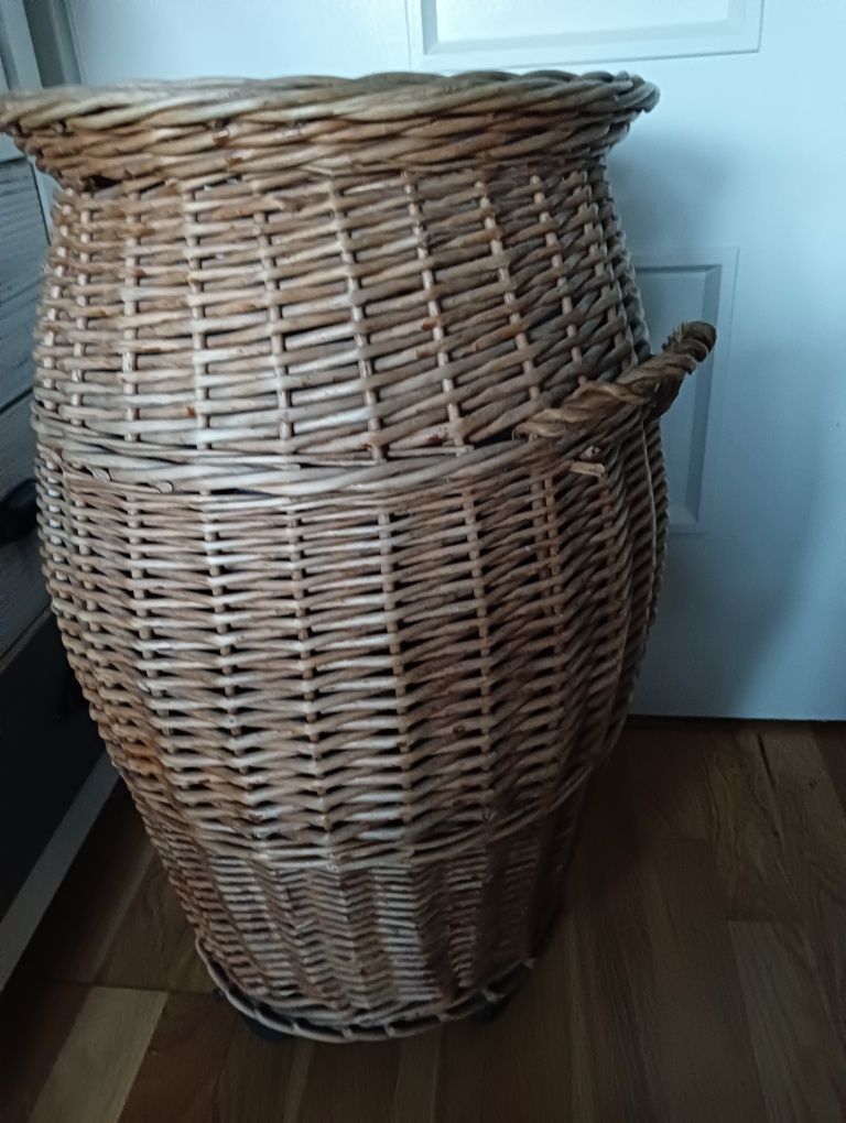 Kosz wiklinowy bieliżniak duży okrągły 62x36