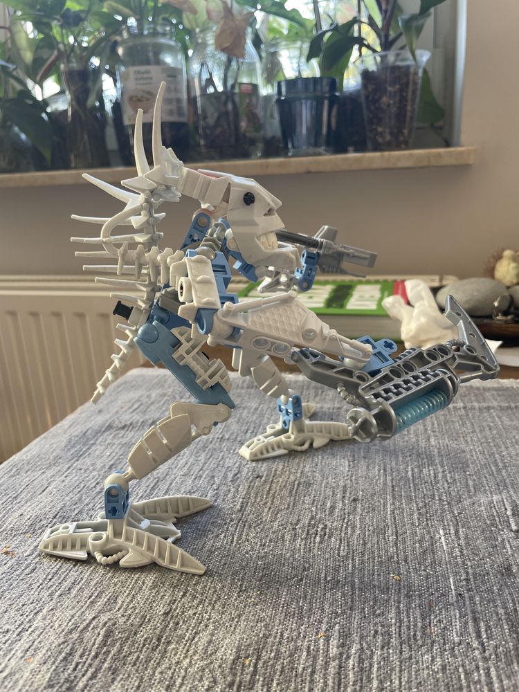 Lego Bionicle Piraka 8905 Thok