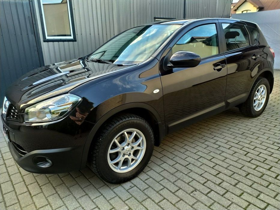 Nissan Qashqai 1.6 Benzyna Automat Klimatronic PDC Zarejestrowany
