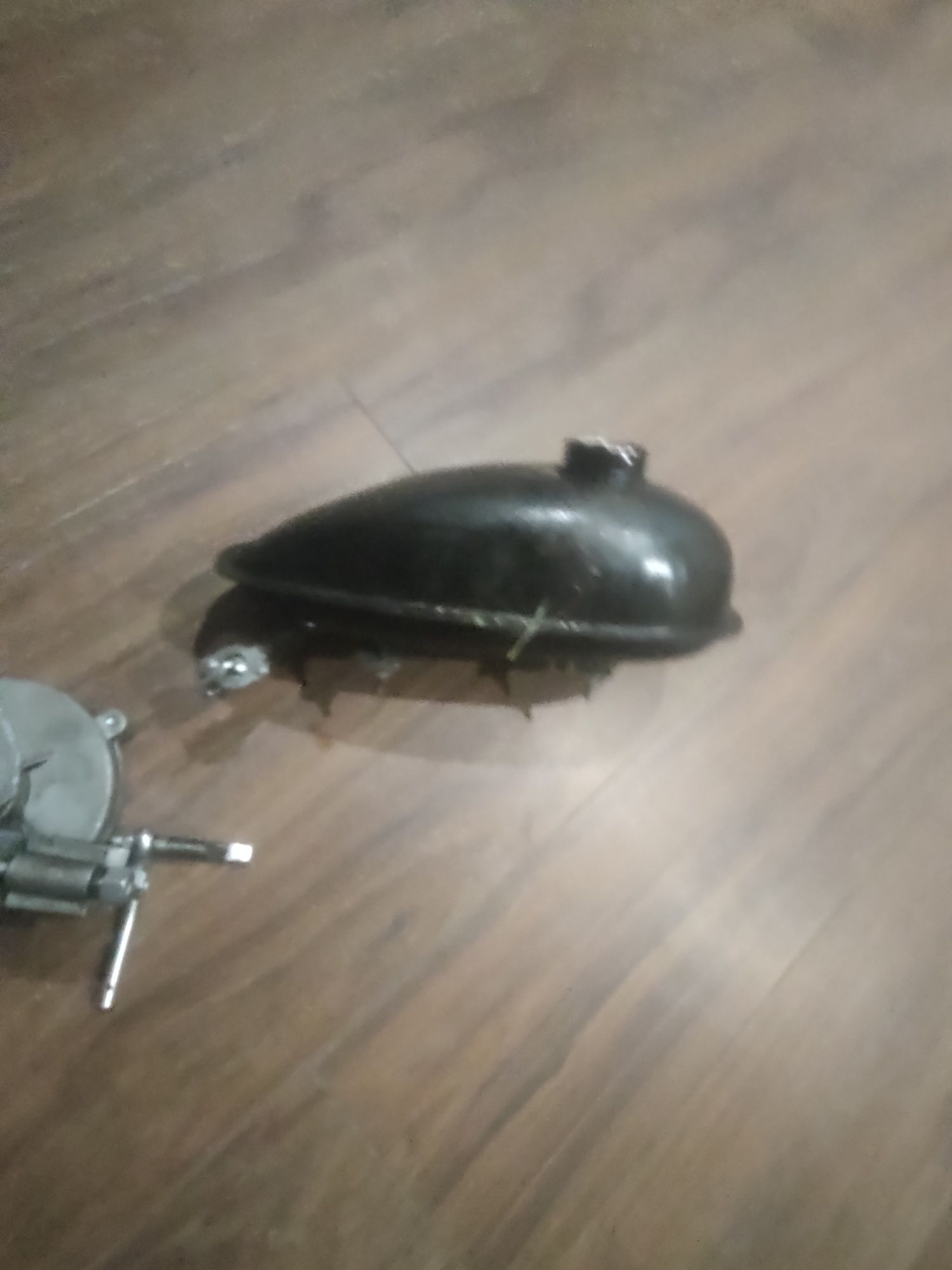 Mam do sprzedania silnik spalinowy pojemność 80cc