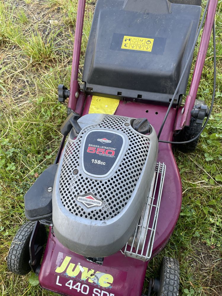 Kosiarka z napedem z silnikiem Briggs&Stratton