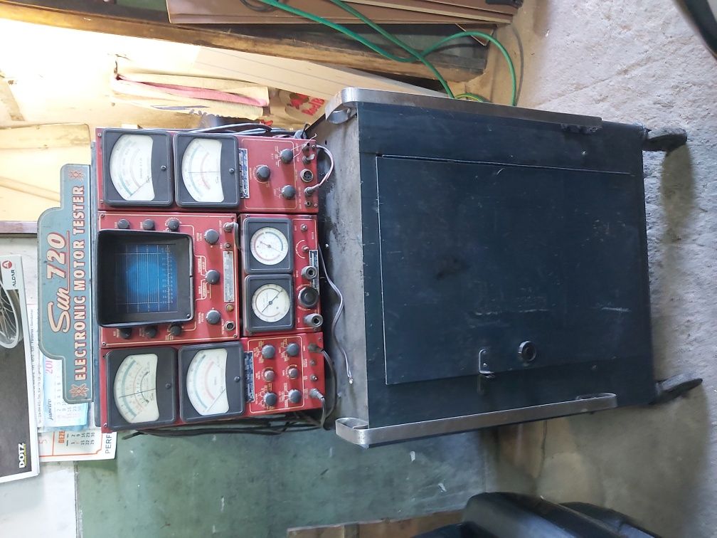 Máquina eletrónica de teste automóveis