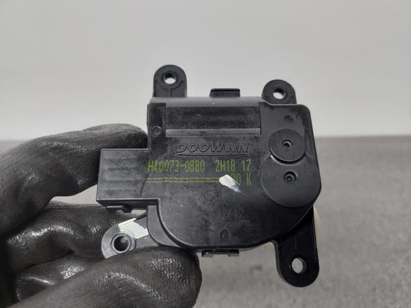 Motor da comporta da sofagem KIA Rio III (UB)