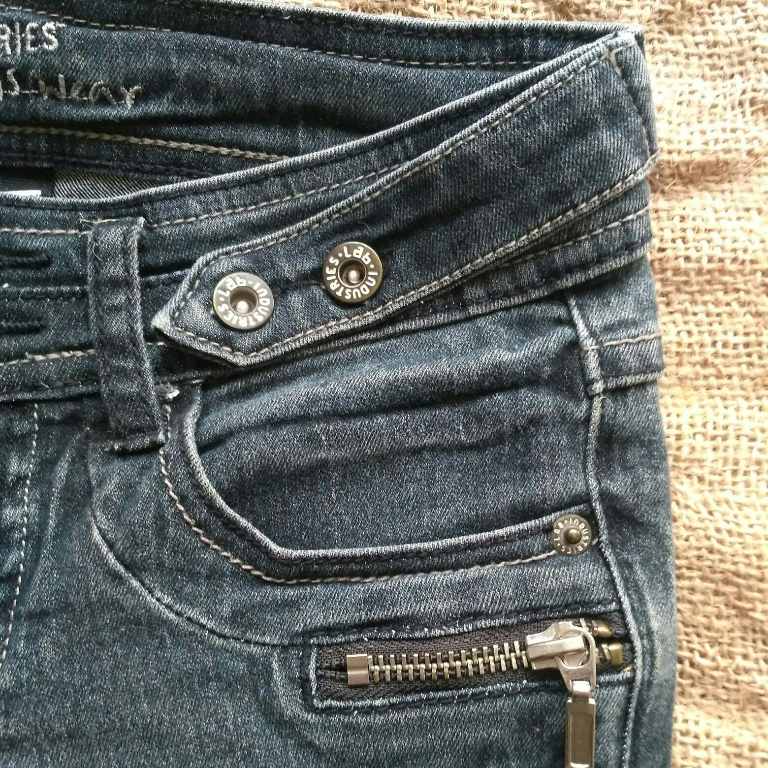 Spodnie jeans KappAhl (Lab Industries), roz. 140