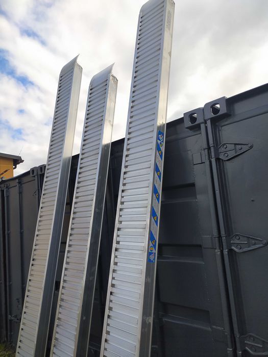 Najazdy aluminiowe 3m/3700kg i wiele innych - dostawa, włoska jakość