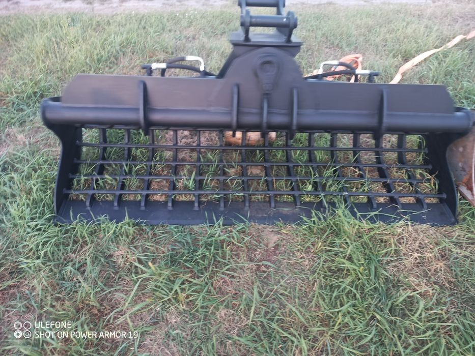 Łyżka ażurowa przesiewając  hydrauliczna