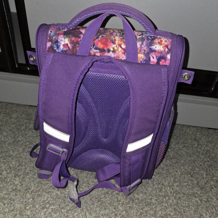 Шкільний каркасний рюкзак Winner