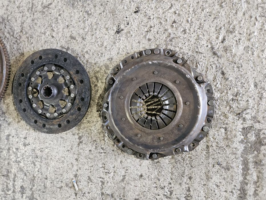 Sprzęgło Bmw E30 E36 E39 E46 2.0i 2.3i 2.5i m52 m54 tarcza dwumasa doc