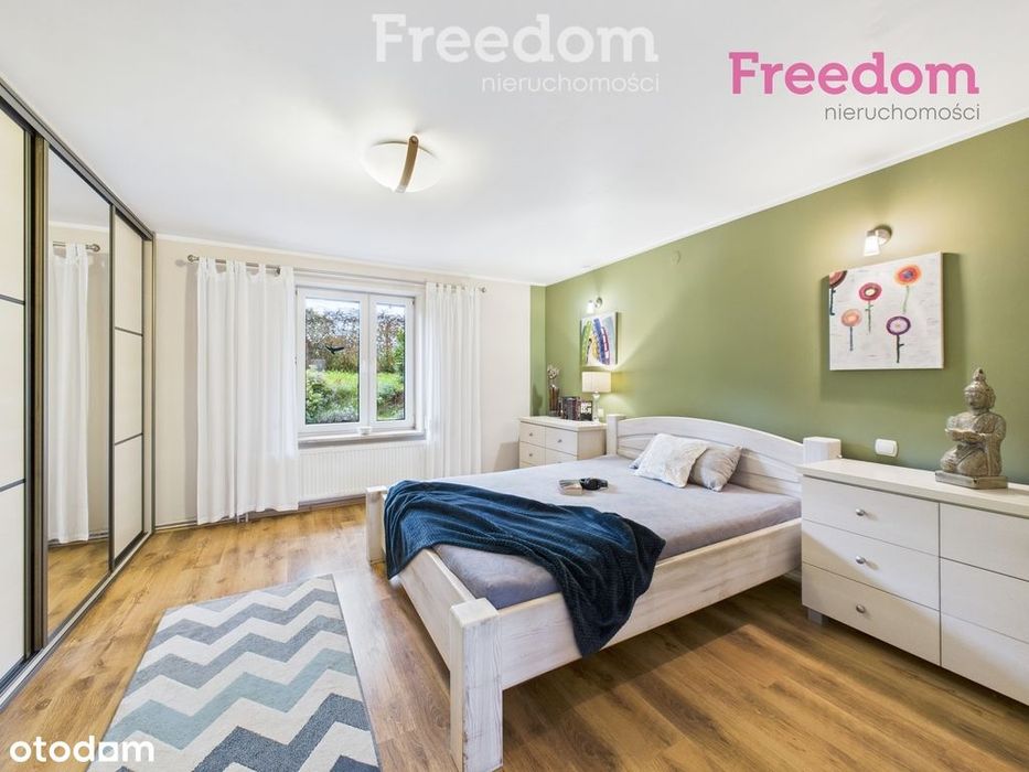 Dom w spokojnej okolicy, gotowy do zamieszkania.