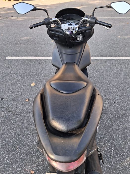 Vendo Honda PCX  ano 2010
