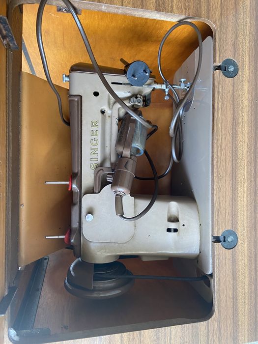 Máquina de costura Singer
