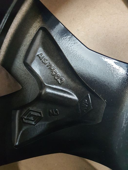 Felga Renault 16"