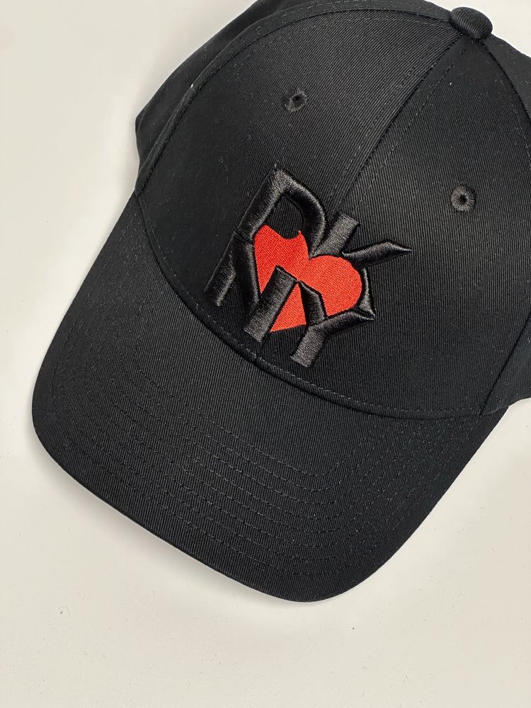 Кепка DKNY бейсболка