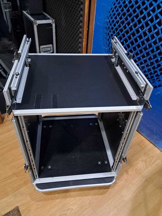 Rack 16 unidades com suporte para mesa de rack