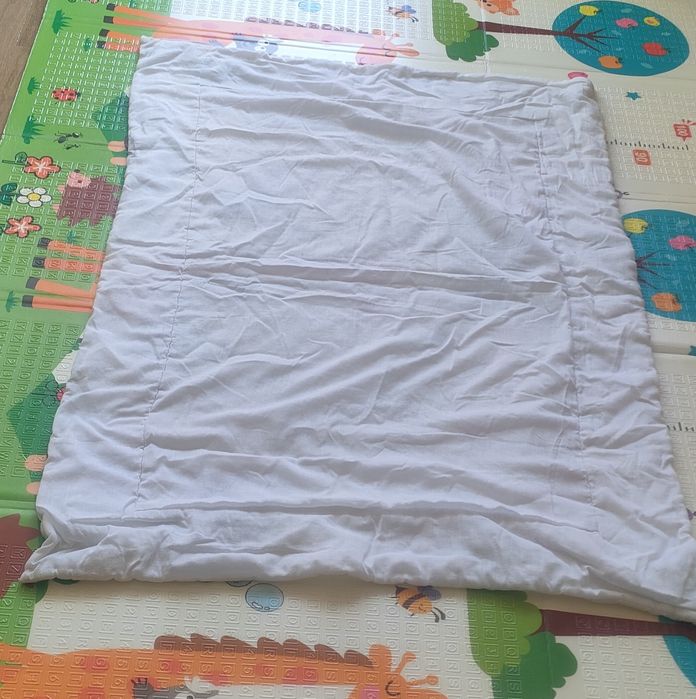Kołdra dla dziecka z poszewką