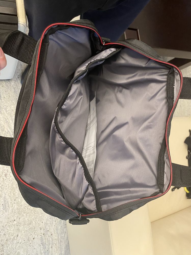 Torba na laptopa ThinkPad Essential Topload Case nowy