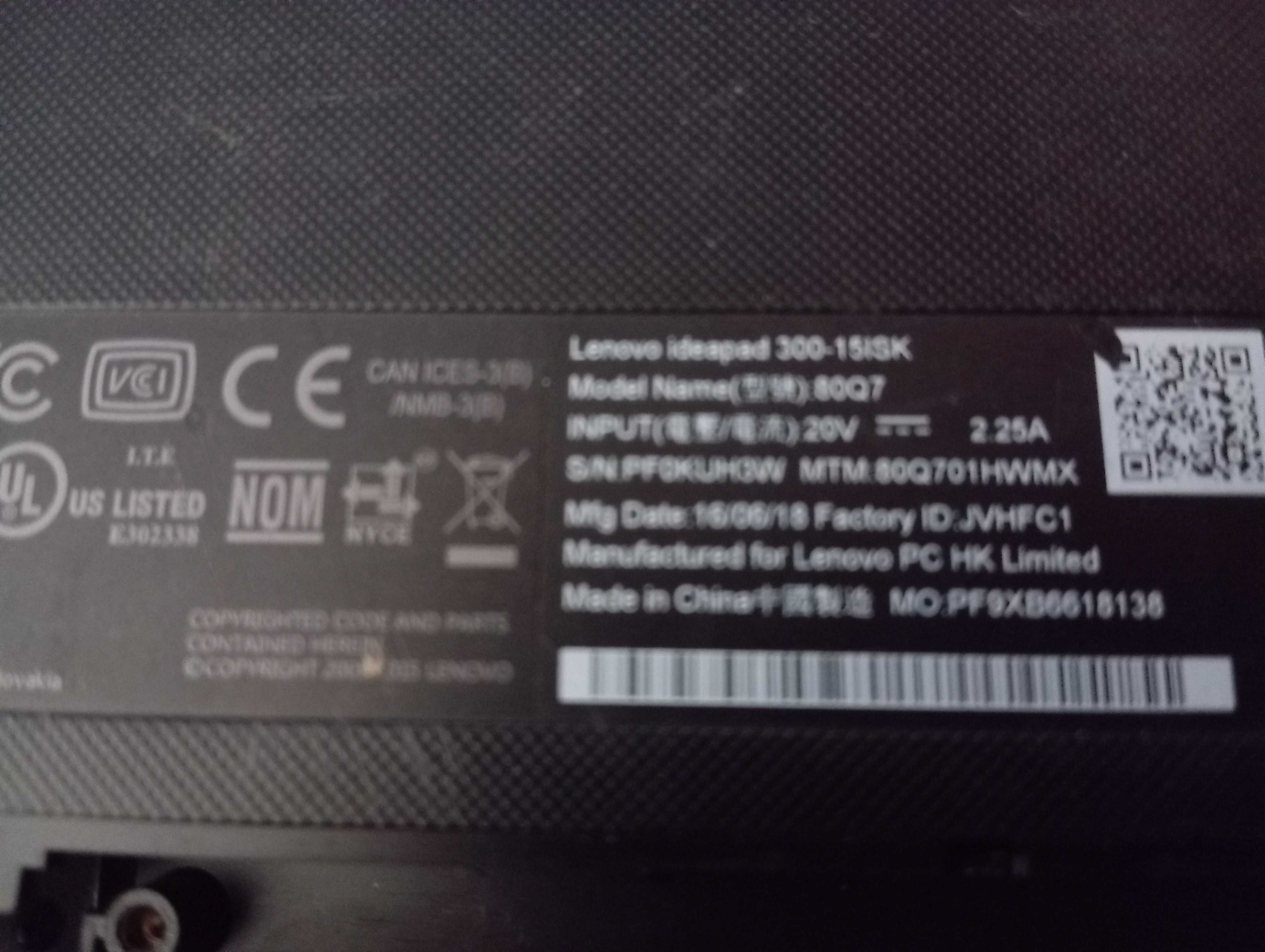Laptop Lenovo 300-15ISK