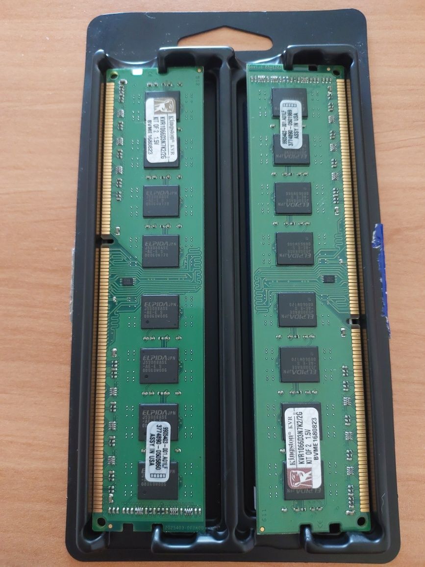 Memória RAM Kingston 2GB DDR3 dual channel