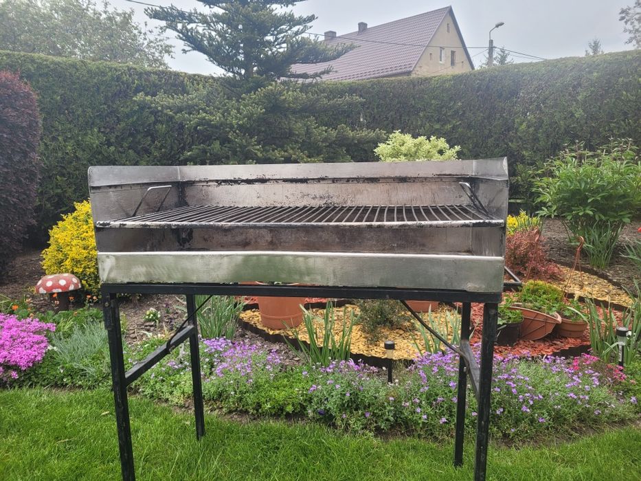Duży grill catering impreza