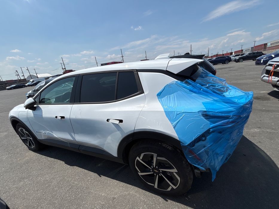 Двери для Chevrolet equinox EV 2025