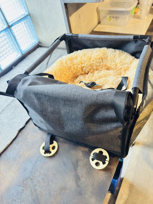 Автокресло для собак