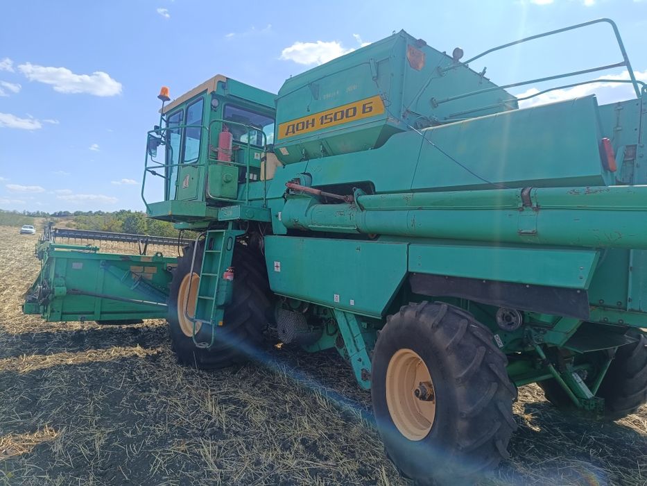 Продам комбайн Дон 1500Б