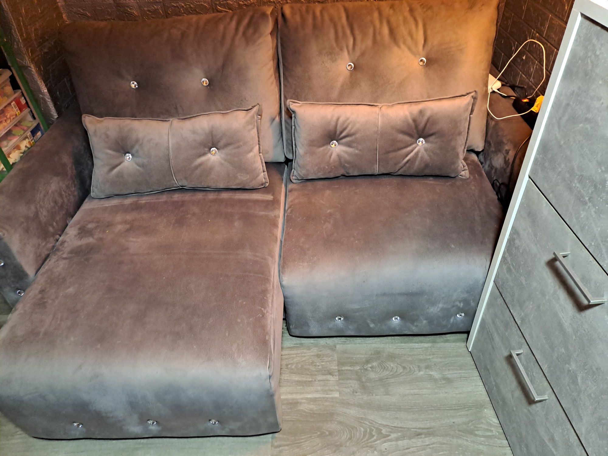 Vendo sofa chesselong
