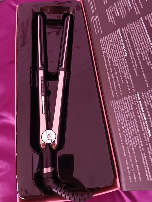 Випрямляч для волосся