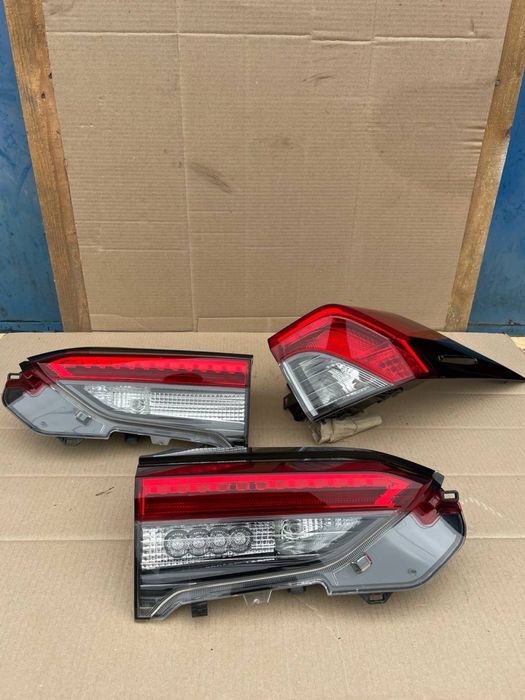 Задні фонарі Toyota Rav 4  ліхтарі Led європа фонарь в крило кришку