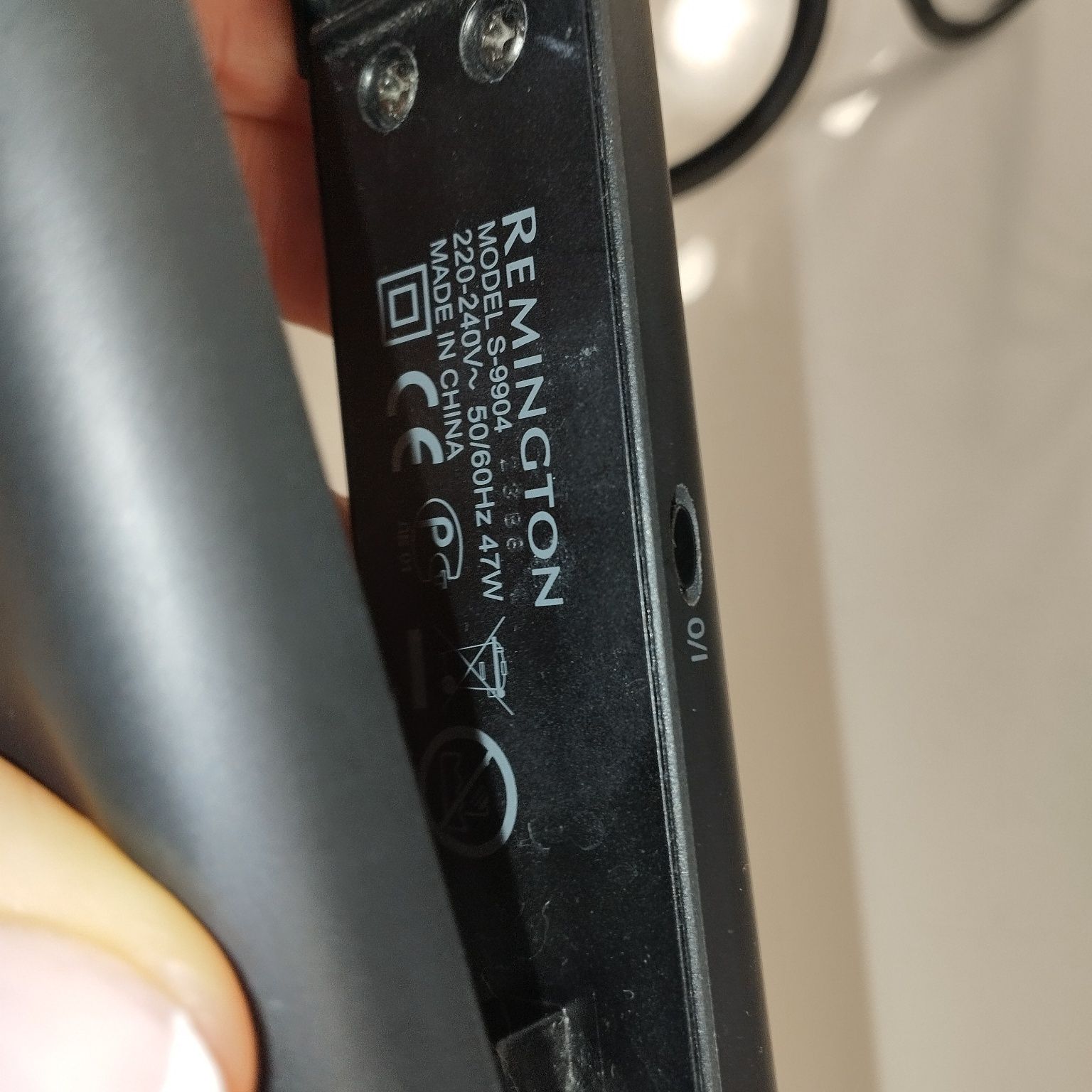 Prostownica do włosów Remington s9904