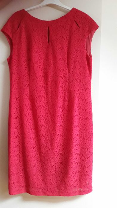Sukienka czerwona z koronki r. 46