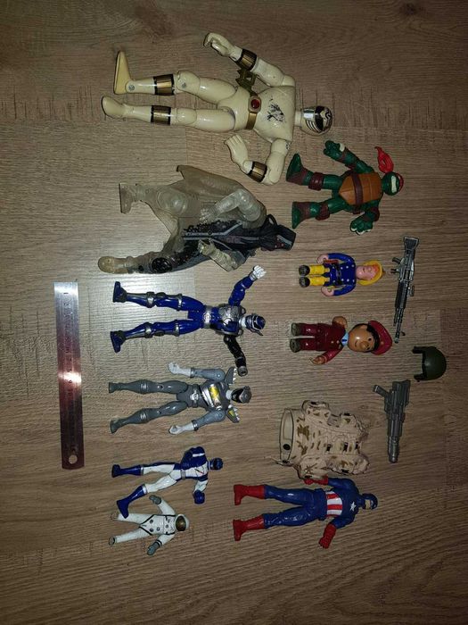 фігурки Power Rangers