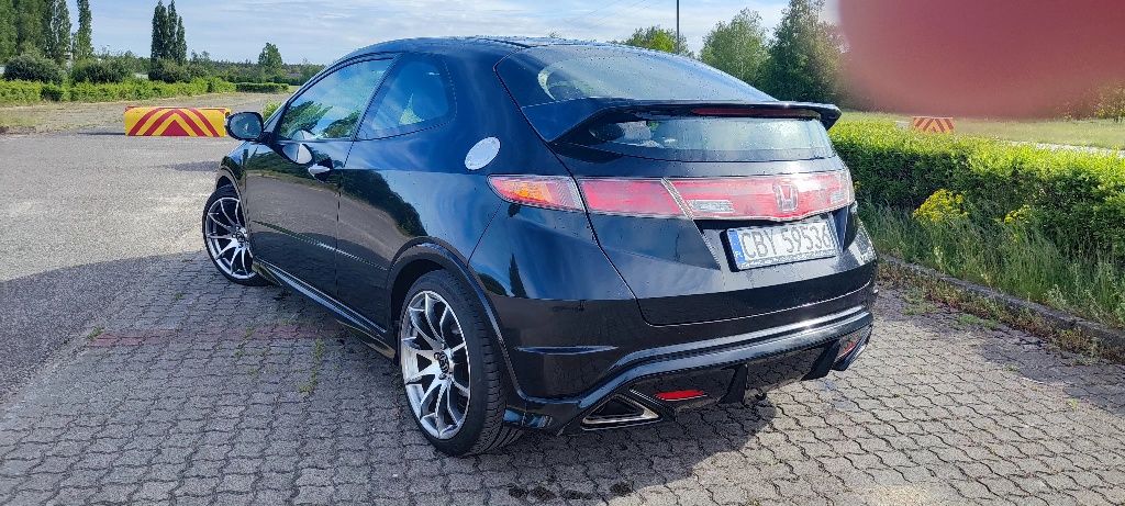 Honda Civic 1.8i-VTEC Type S