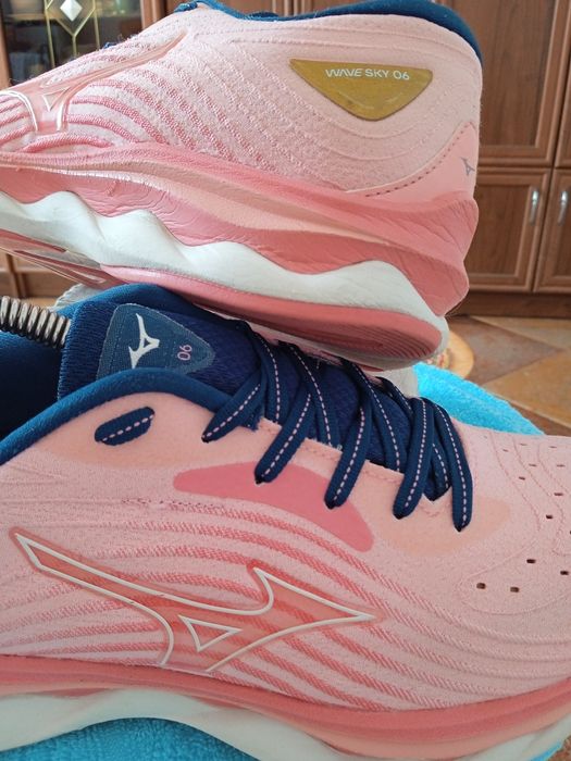 MIZUNO 40, 5 wave sky 06 sportowe biegowe