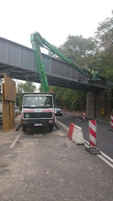 Czyszczenie rynien zwyżka Usługi podnośnik koszowy Gliwice do 35m