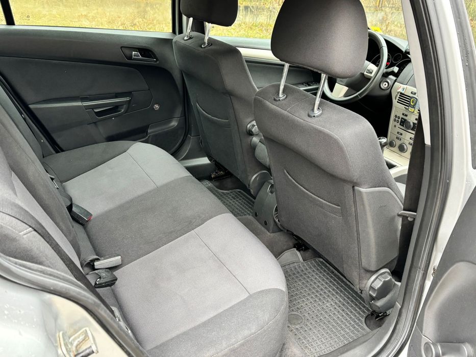 Opel Astra 1.6 LPG 2007rok