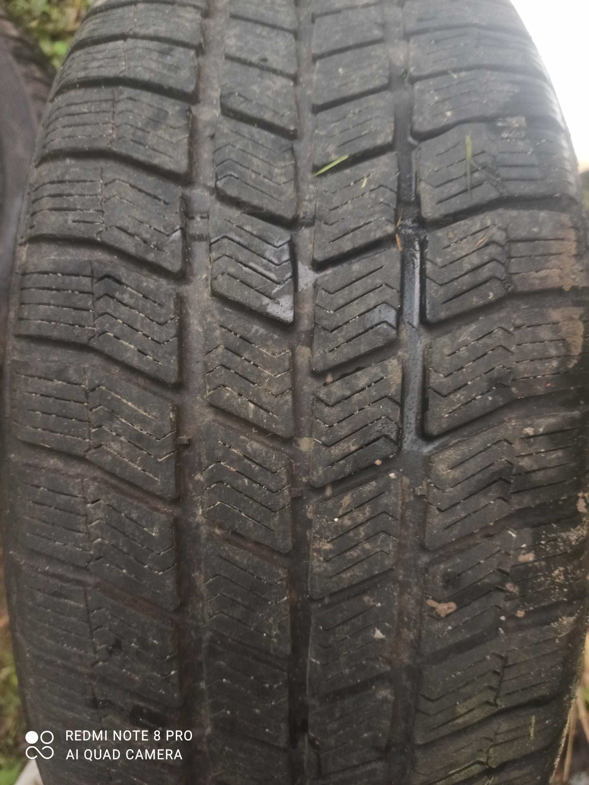 Шина 215 /50 r 17