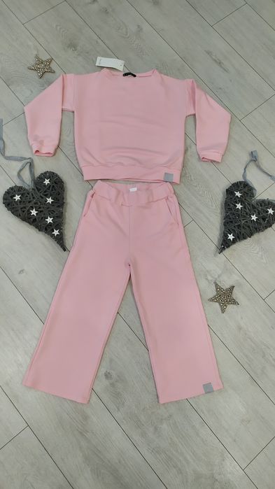 Прогулочный костюм с кюлотами