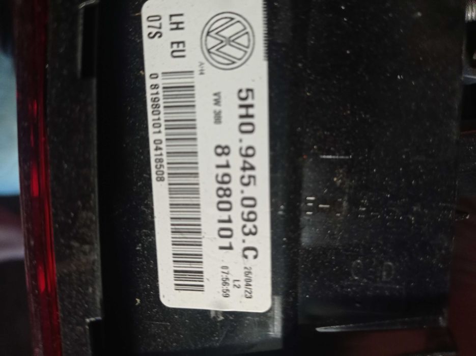 Tylne światła LED  VW Golf 8