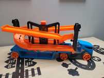 Hot wheels laweta transporter dzień dziecka auto