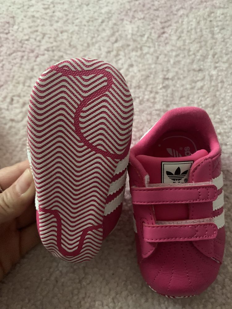 Sapatilhas rosa adidas