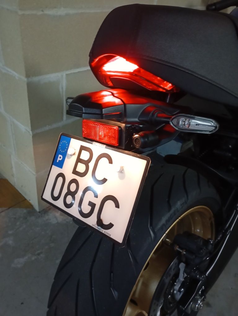 Mota Yamaha XSR900