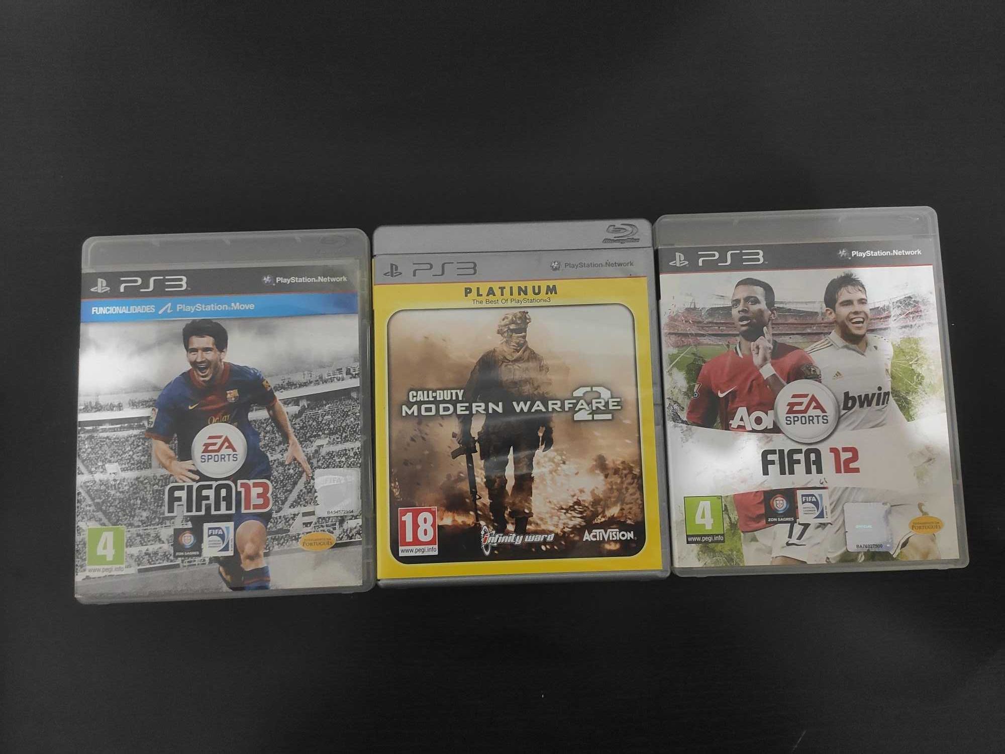 Playstation 3 + Comando + 3 jogos