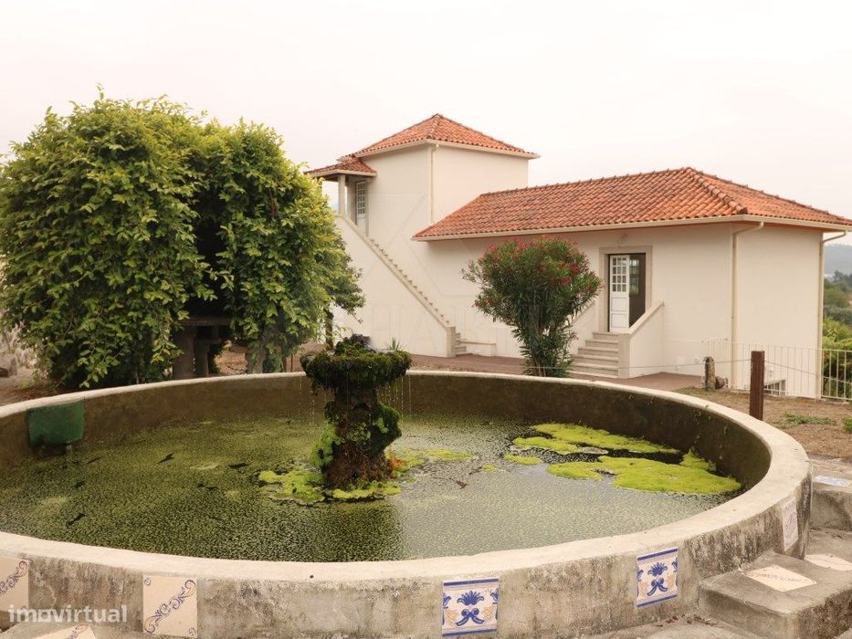 Quintinha rural para habitação e/ou turismo/alojamento local;