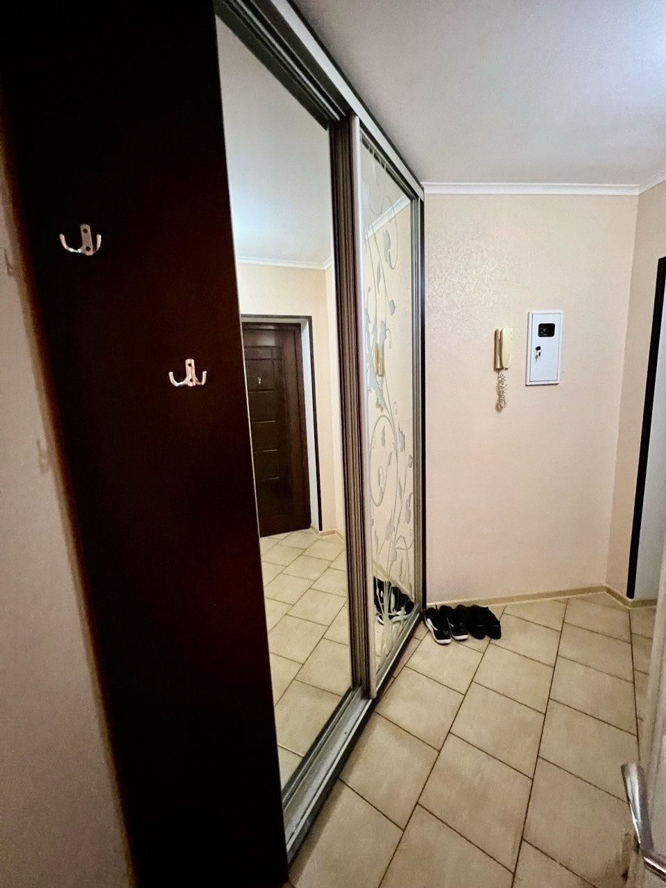 Продаж 1к квартири Осипенківський Руставі ремонт