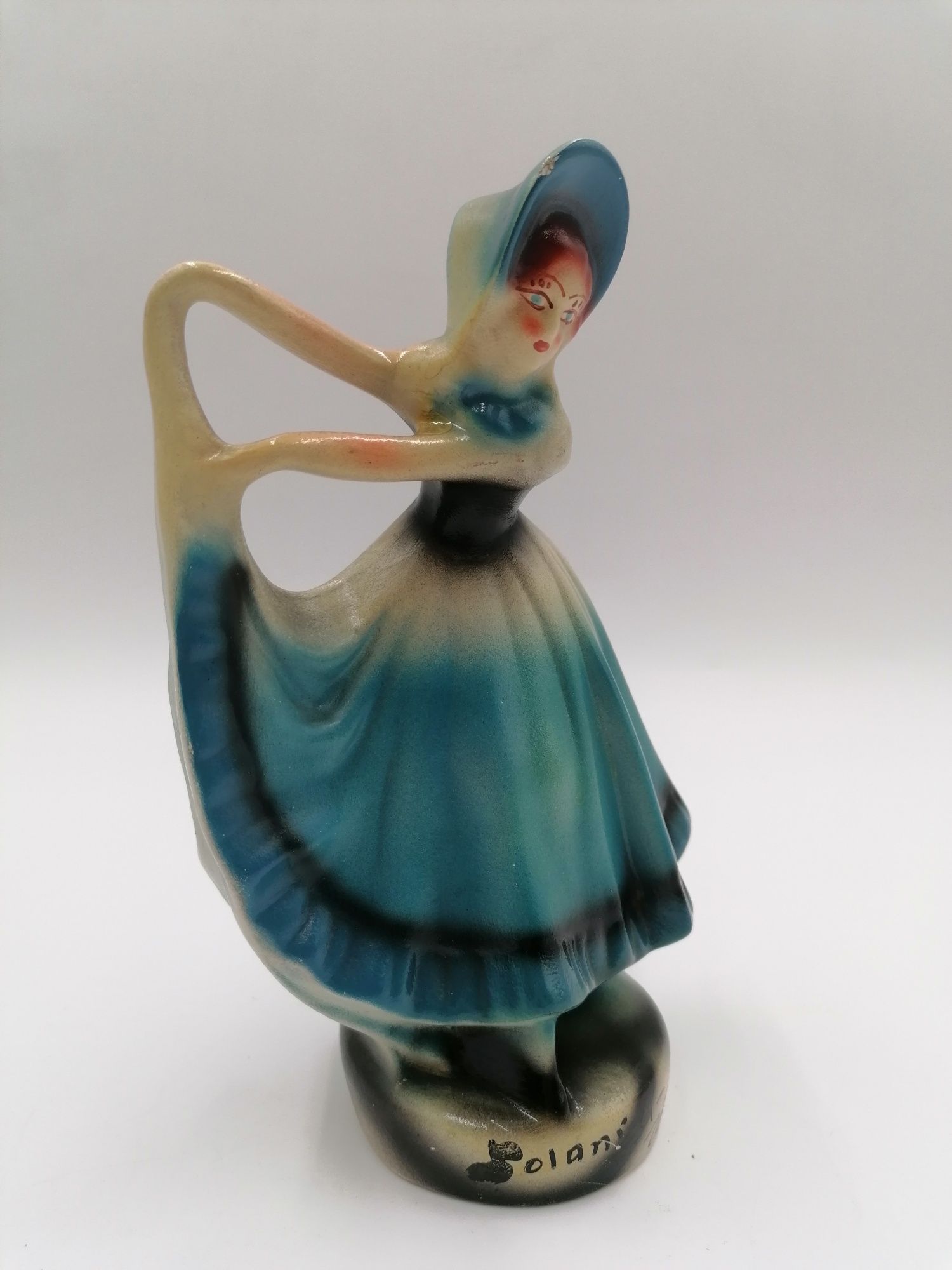 Stara ceramiczna ręcznie malowana figurka damy