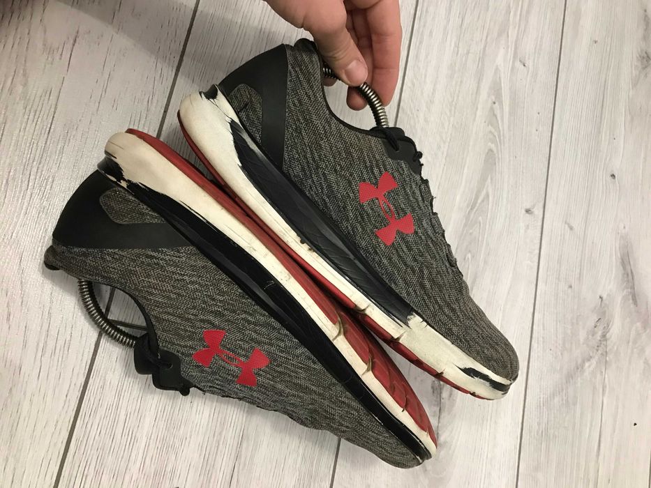 Buty Under Armour rozm. 44