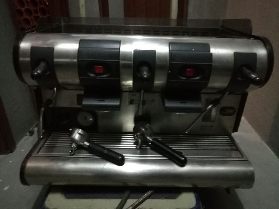 Máquina de café 2 grupos La San Marco