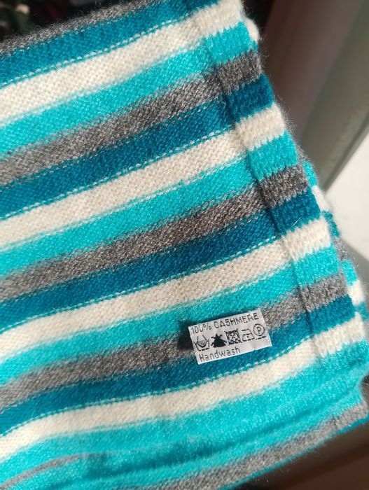 Кашемірові шарфи Cashmere