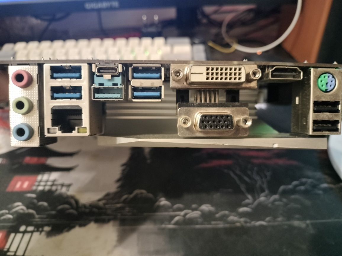 i5 9400f + asrock b365 pro4